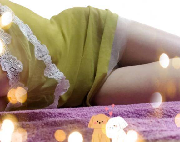 まちこ　業界未経験！細身の淫欲ボディ☆あっ…吹いちゃう