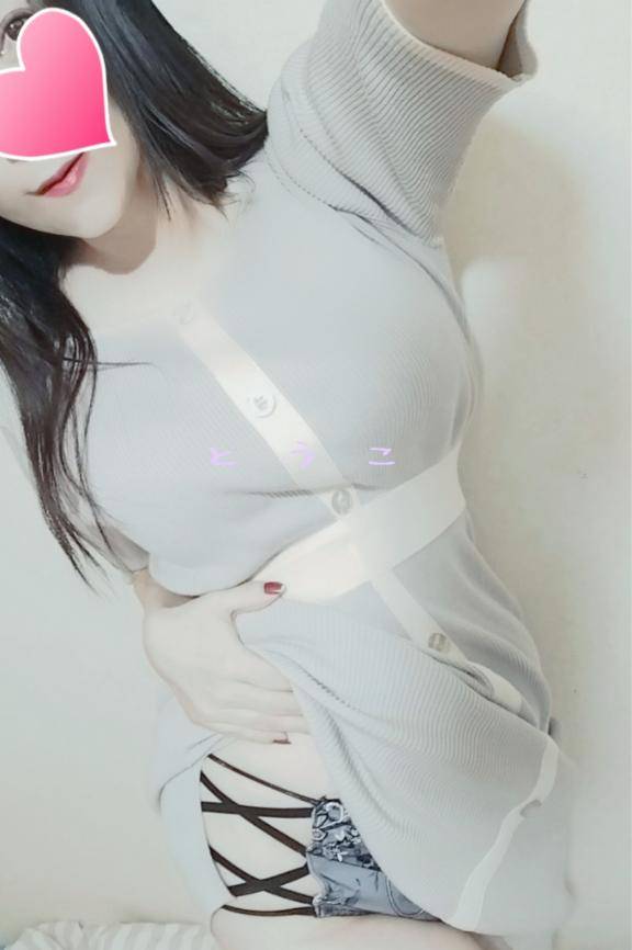 とうこ　爆乳を揺らしイキまくる変態妻