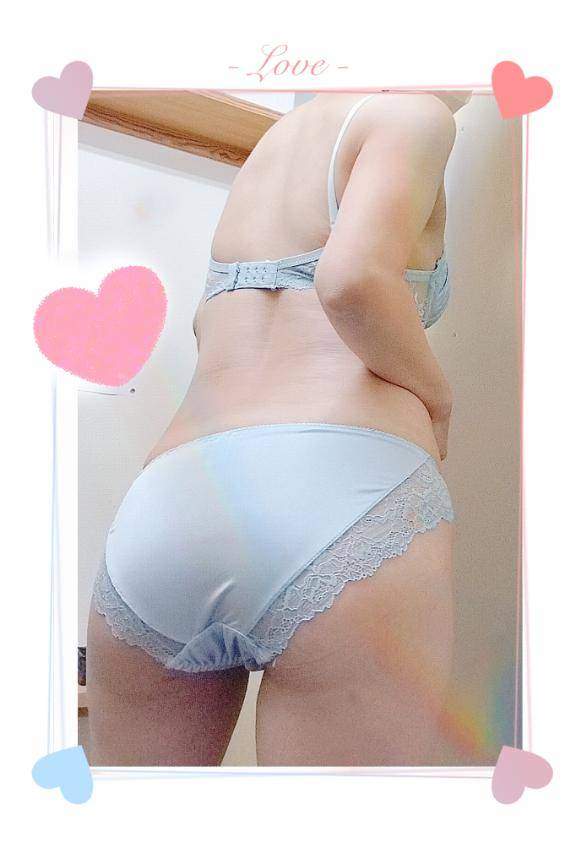 ゆいみ　禁断！欲しがりドM美人妻とリアル不倫体験！