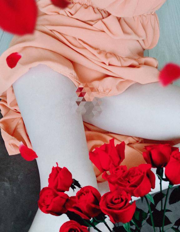 いずみ　色白超美肌の癒し巨乳☆熟女が魅せる極上フェラ