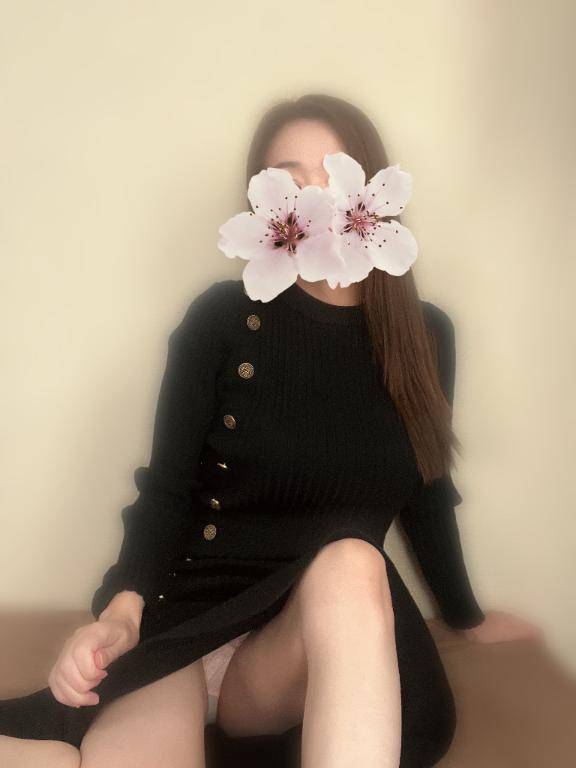 あおな　神美巨乳Ｆカップ☆可憐貴婦人の愛欲淫乱白書