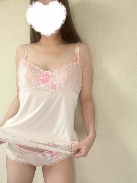 あおな　神美巨乳Ｆカップ☆可憐貴婦人の愛欲淫乱白書