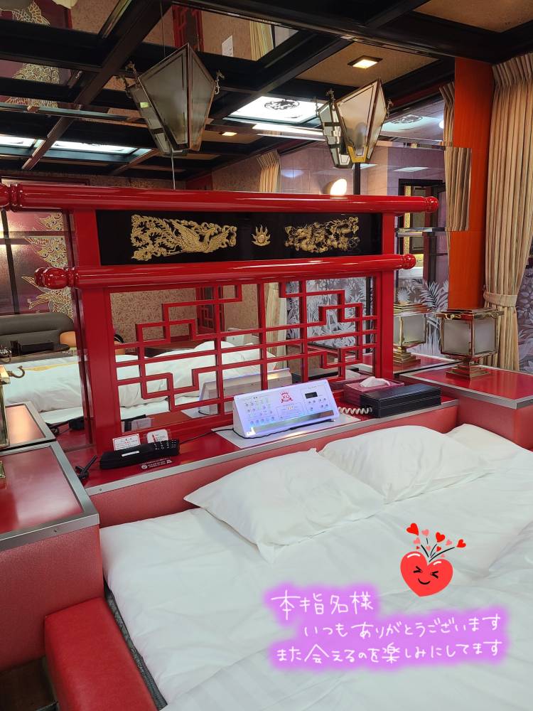 ゆみ　愛くるしい美人妻☆心に残る秘密の情事