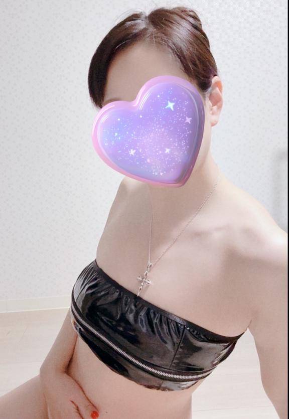 りりこ　Fカップ巨乳☆男を虜にする至高のスタイル！