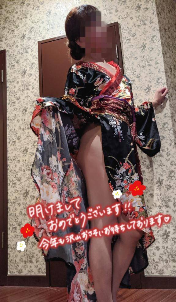 おとは　艶やかな細身ボディにまみれる☆美麗な人妻が乱れる