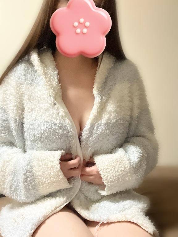 あおな　神美巨乳Ｆカップ☆可憐貴婦人の愛欲淫乱白書