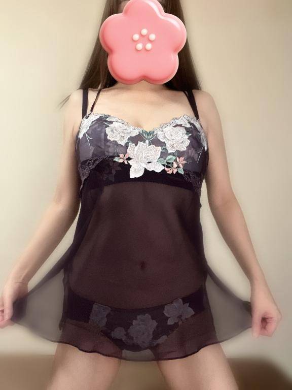 あおな　神美巨乳Ｆカップ☆可憐貴婦人の愛欲淫乱白書