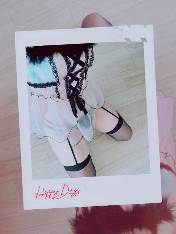 いずみ　色白超美肌の癒し巨乳☆熟女が魅せる極上フェラ