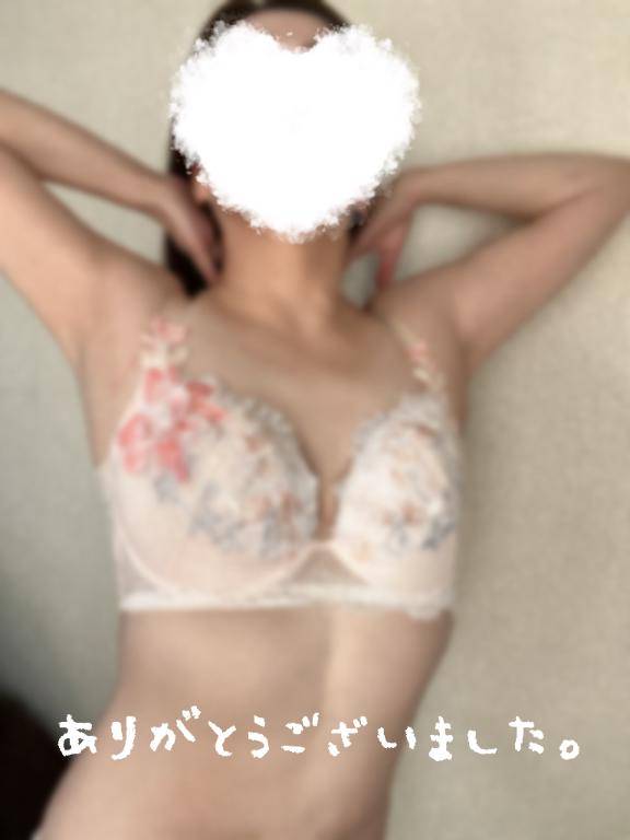 あおな　神美巨乳Ｆカップ☆可憐貴婦人の愛欲淫乱白書