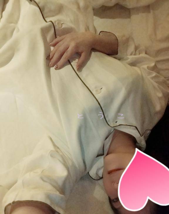 とうこ　爆乳を揺らしイキまくる変態妻