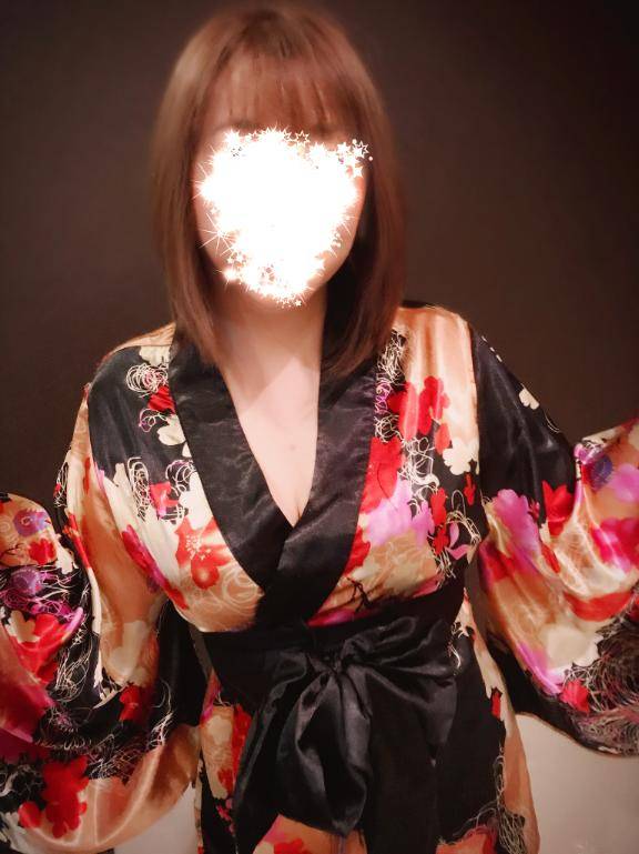 りほ　色香漂う美女の白い柔肌☆愛撫に揺れる超敏感美巨乳