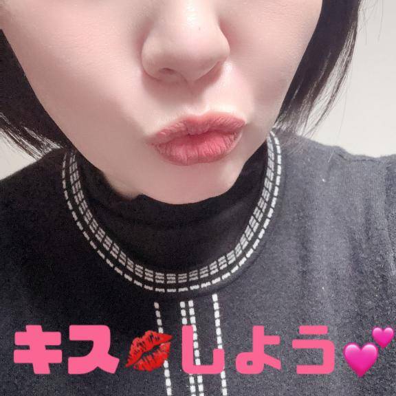 りりこ　Fカップ巨乳☆男を虜にする至高のスタイル！