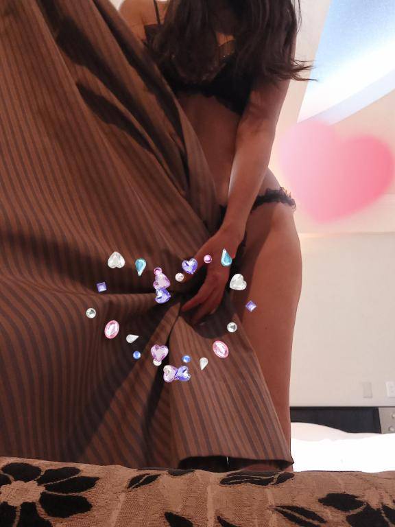 ともみ　甘えん坊な熟妻はご奉仕大好き♡