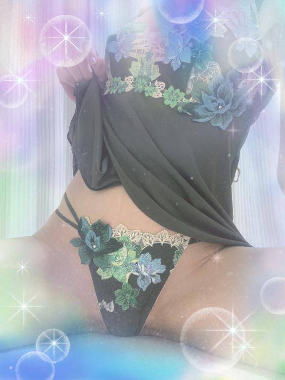 さいか　完全未経験の人妻☆素人の本気Hに驚愕