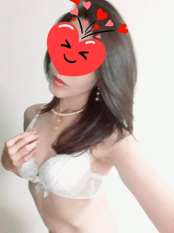 体験はな　熟女が魅せる”本気”のエロス