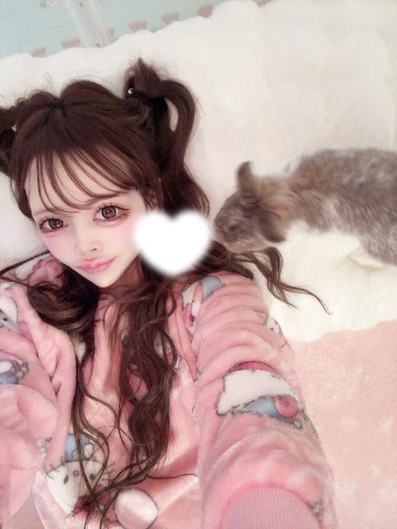 にあ　美しき変態潮吹き妻☆圧倒的美形美スタイル