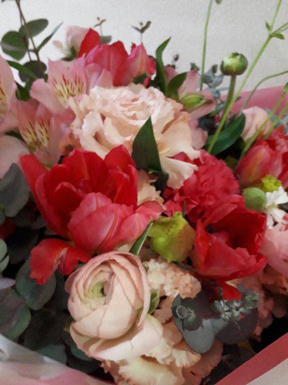 体験はな　熟女が魅せる”本気”のエロス