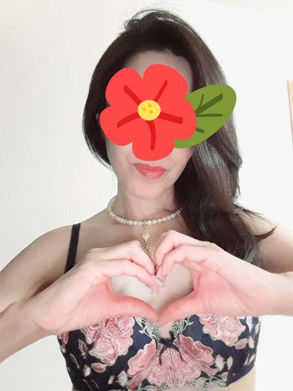 体験はな　熟女が魅せる”本気”のエロス