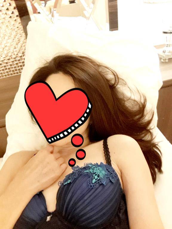 体験はな　熟女が魅せる”本気”のエロス