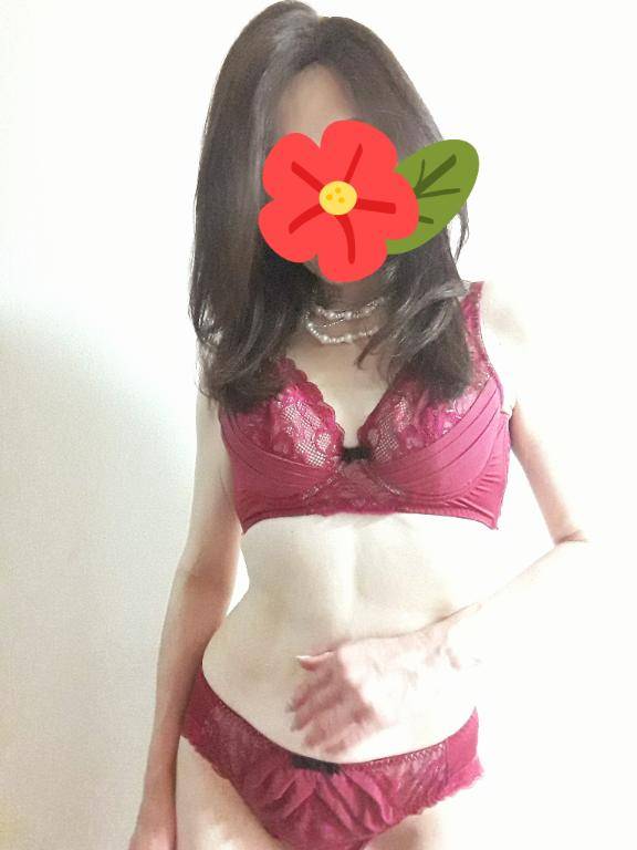 体験はな　熟女が魅せる”本気”のエロス