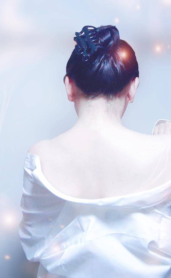 体験ひなた　Ｇカップの温もり、淫乱の園へ