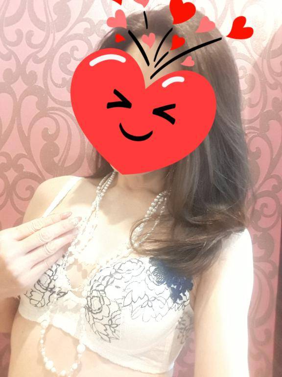 体験はな　熟女が魅せる”本気”のエロス