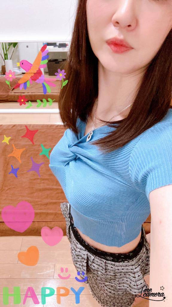 りりこ　Fカップ巨乳☆男を虜にする至高のスタイル！