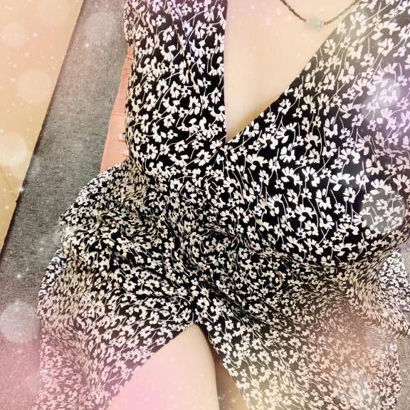 ひろえ　静かに燃える人妻の灯