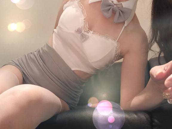 ともみ　甘えん坊な熟妻はご奉仕大好き♡