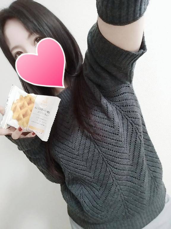 とうこ　爆乳を揺らしイキまくる変態妻