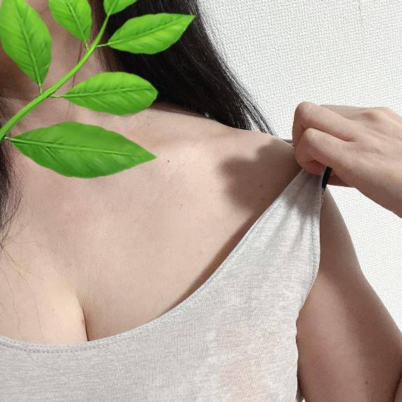 体験ゆえり　美尻揺れる極上アダルト☆色白美熟の密やかな誘惑