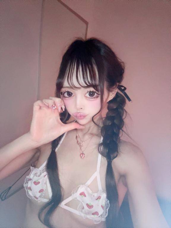 にあ　美しき変態潮吹き妻☆圧倒的美形美スタイル