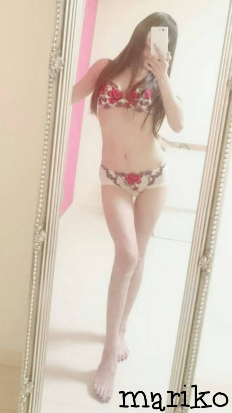 まりこ　SSS級スレンダー美神★最高級美女のエロティックワールド☆彡