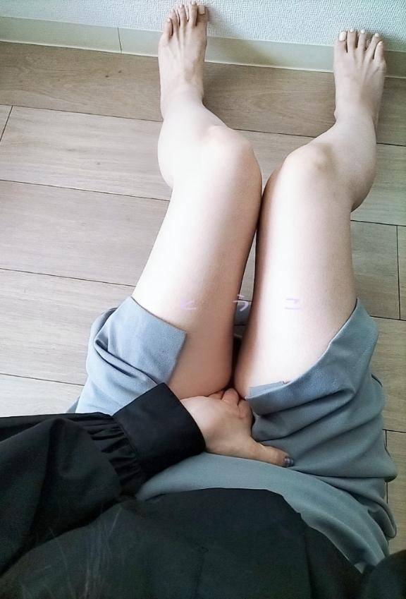 とうこ　爆乳を揺らしイキまくる変態妻