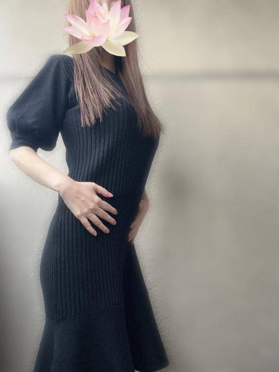 あおな　神美巨乳Ｆカップ☆可憐貴婦人の愛欲淫乱白書