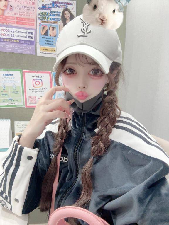 にあ　美しき変態潮吹き妻☆圧倒的美形美スタイル