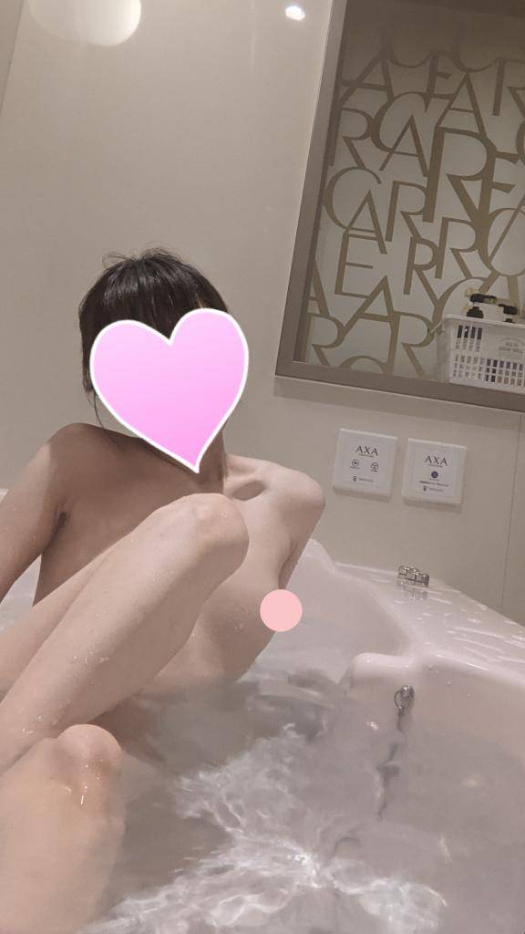 おとは　艶やかな細身ボディにまみれる☆美麗な人妻が乱れる