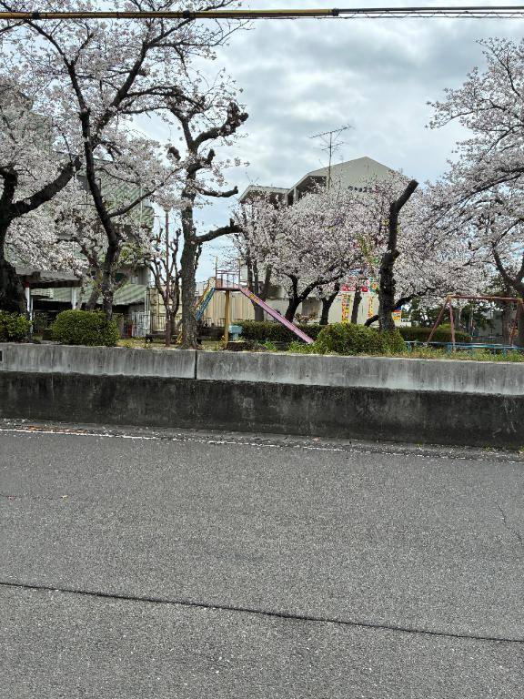 ゆみか　人妻なの欲求不満が止まらない☆求めてもいいですか…