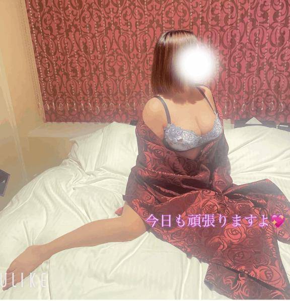 なおみ　欲張りなほどに責められたがりな淫乱巨乳♡