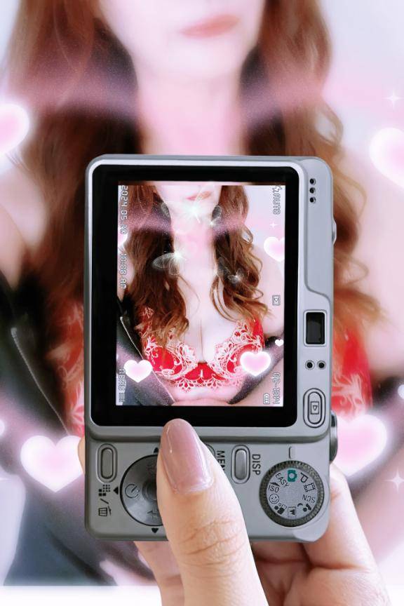 さえ　⚠大量潮吹き注意！溢れすぎる感度♡