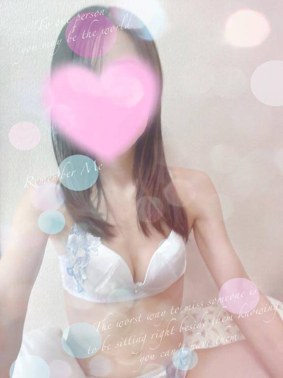 まちこ　業界未経験！細身の淫欲ボディ☆あっ…吹いちゃう