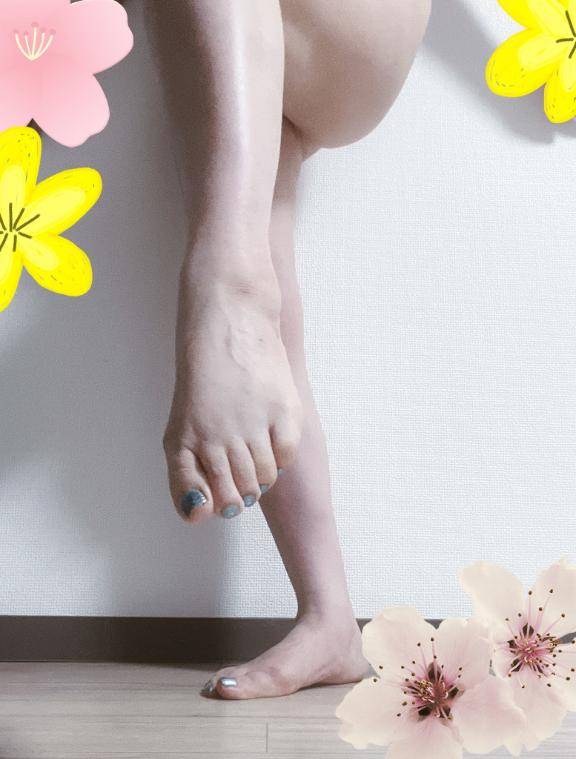 体験ゆえり　美尻揺れる極上アダルト☆色白美熟の密やかな誘惑