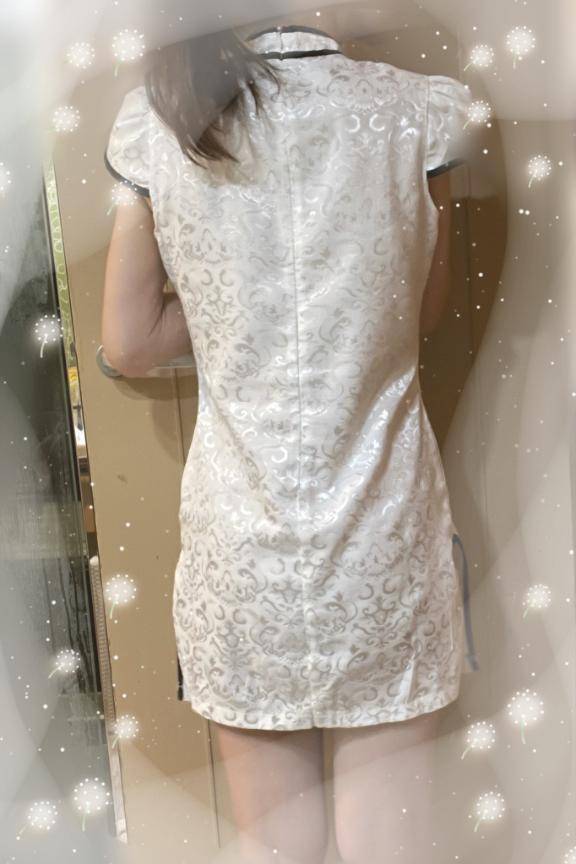 まちこ　業界未経験！細身の淫欲ボディ☆あっ…吹いちゃう