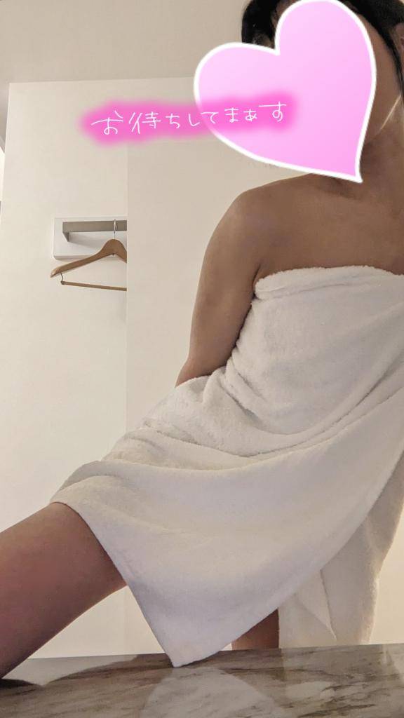 おとは　艶やかな細身ボディにまみれる☆美麗な人妻が乱れる