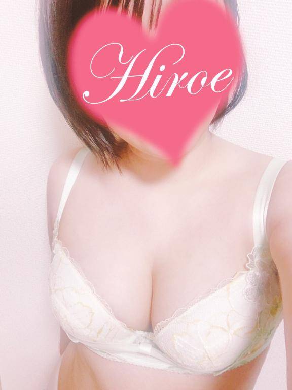 ひろえ　静かに燃える人妻の灯