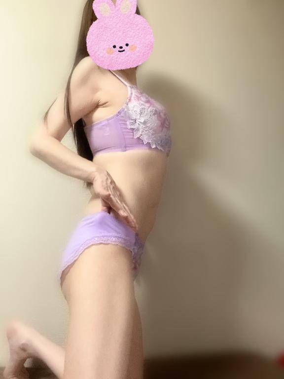 あおな　神美巨乳Ｆカップ☆可憐貴婦人の愛欲淫乱白書