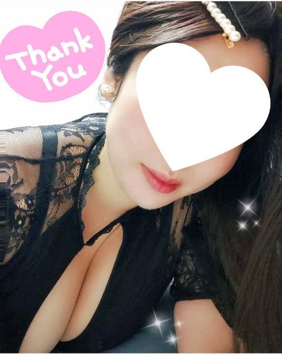 みこと　色気漂う妖艶さの潮吹き人妻♪☆吹き上げるクジラ系🐋💦