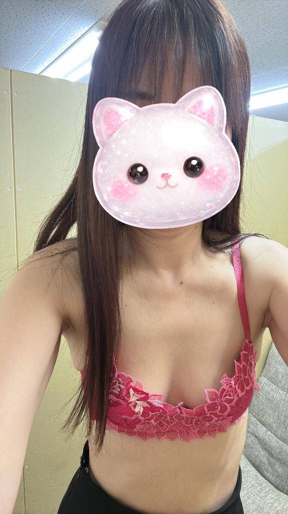 ゆみか　人妻なの欲求不満が止まらない☆求めてもいいですか…