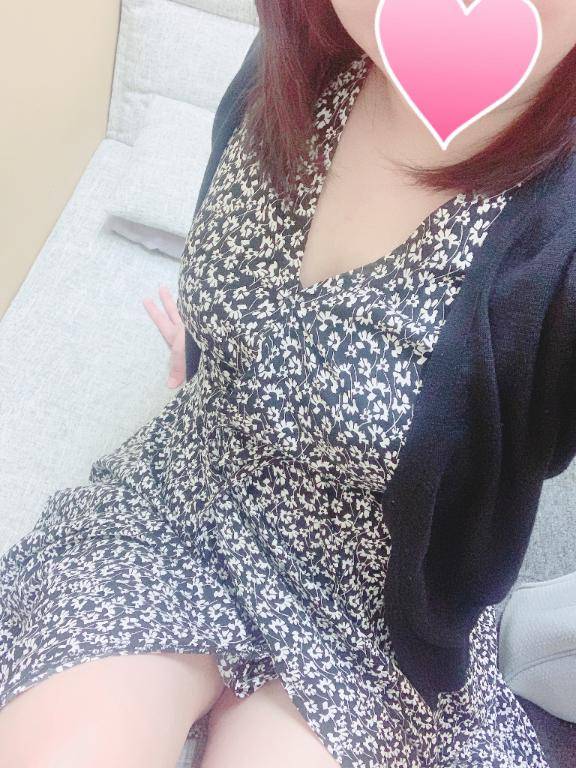 ひろえ　静かに燃える人妻の灯