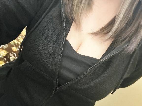 りほ　色香漂う美女の白い柔肌☆愛撫に揺れる超敏感美巨乳